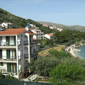 G Apartment