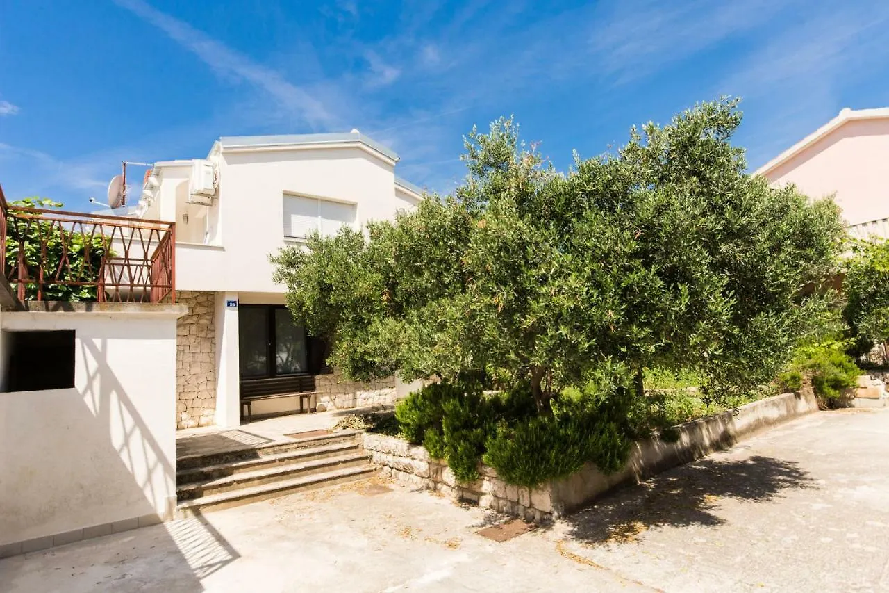 Apartman Maja Apartment Trogir Croatia