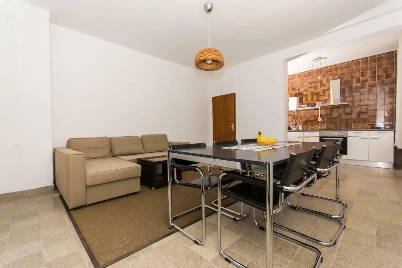 Apartman Maja Apartment Trogir